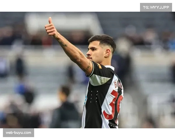 拉卡泽特拒绝英超报价，里昂锋线基石确认留队